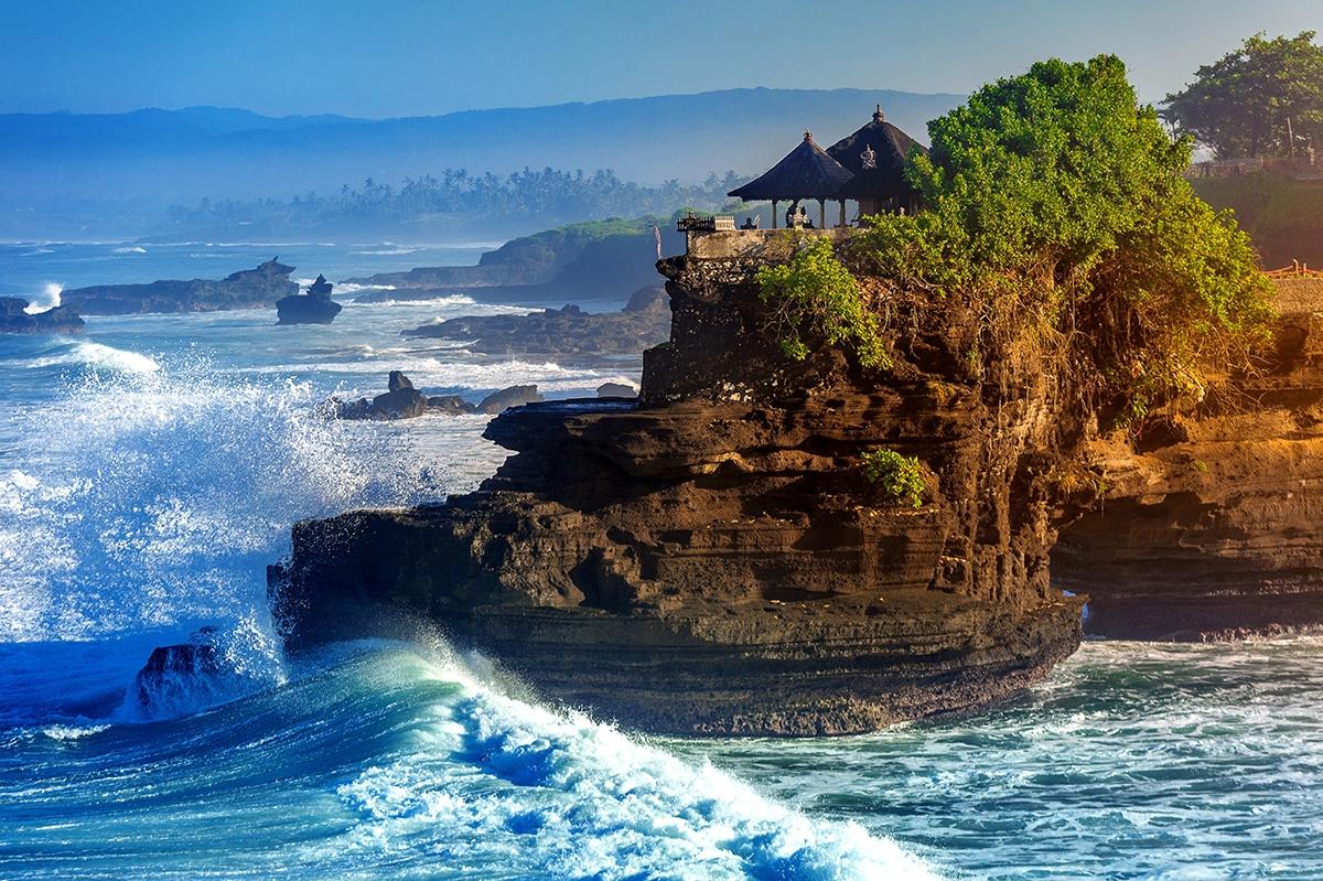 Tanah Lot Temple Wave Crashing